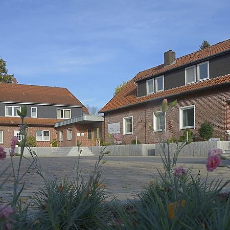 Hotel Zur Erholung&Restaurant Amme's Landhaus Eicklingen Exterior foto
