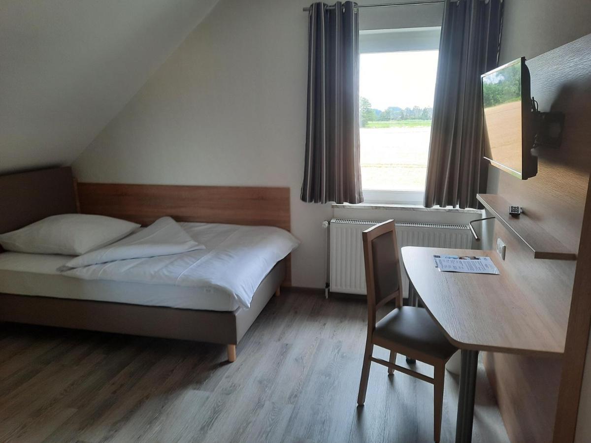 Hotel Zur Erholung&Restaurant Amme's Landhaus Eicklingen Exterior foto
